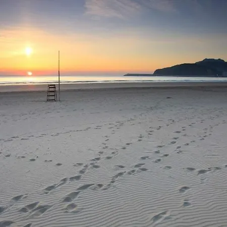 Bungalow Laredo Apartamento Laredo